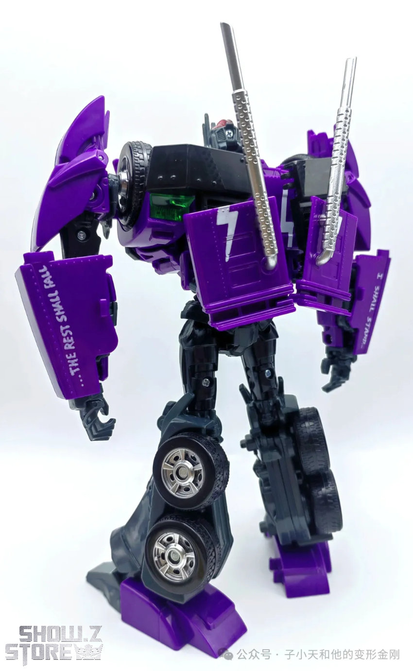 APC Toys Mirror Evil Optimus Prime Modified Version - View 1 APC Toys Mirror Evil Optimus Prime Modified Version - View 1