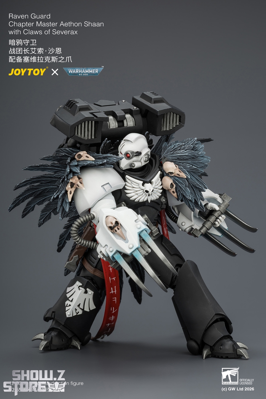 JoyToy JT04742 1/18 Warhammer 40k Raven Guard Chapter Master Aethon Shaan with Claws of Severax and Heavy Bolt Pistol - View 5 JoyToy JT04742 1/18 Warhammer 40k Raven Guard Chapter Master Aethon Shaan with Claws of Severax and Heavy Bolt Pistol - View 5