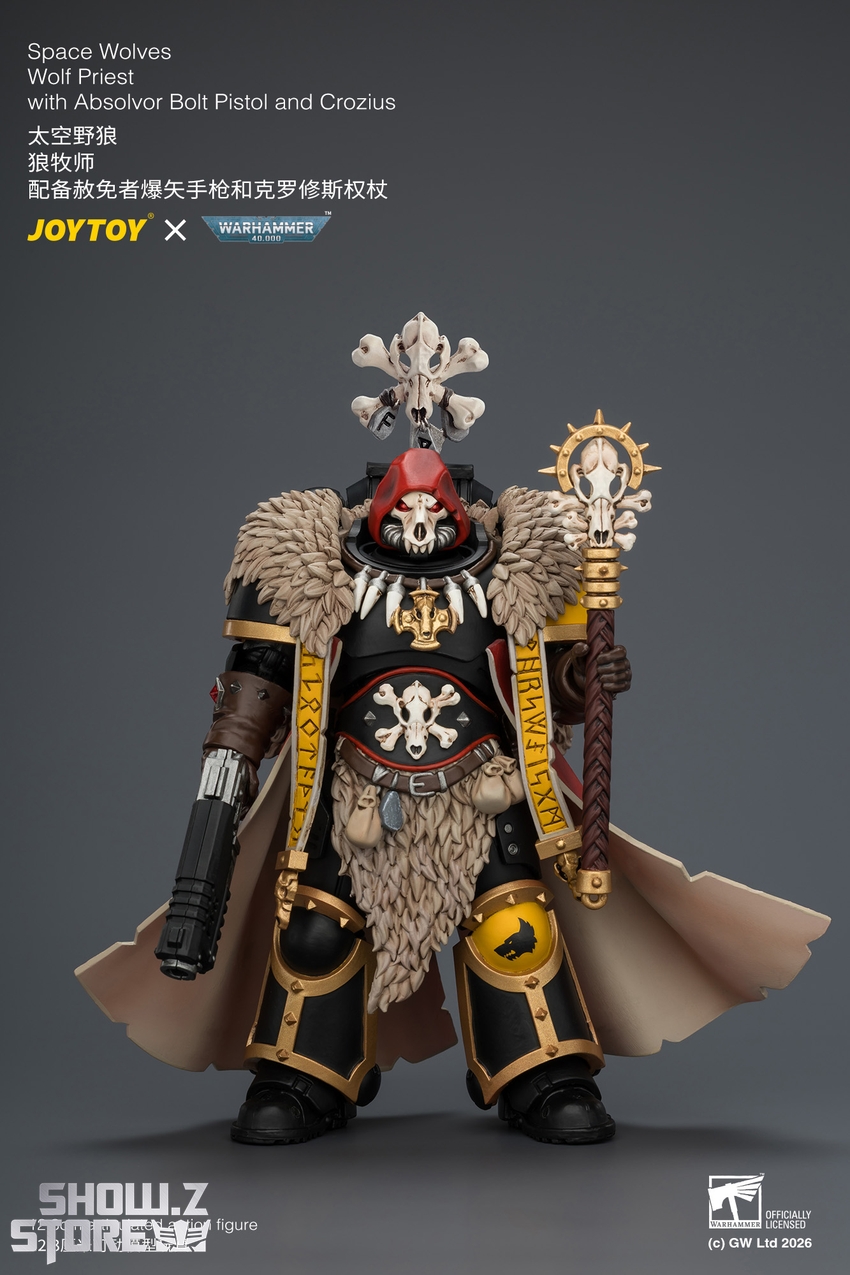 JoyToy JT04766 1/18 Warhammer 40k Space Wolves Wolf Priest with Absolvor Bolt Pistol and Crozius - View 2 JoyToy JT04766 1/18 Warhammer 40k Space Wolves Wolf Priest with Absolvor Bolt Pistol and Crozius - View 2