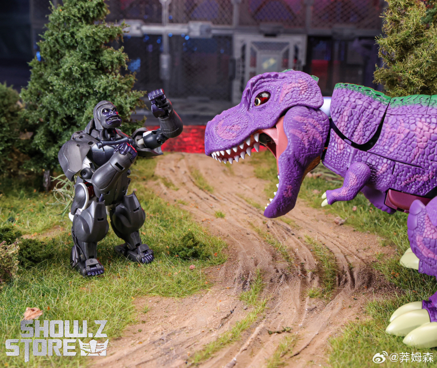 Robot Toys RT-07 Caesar Beast Wars: Transformer Optimus Primal 2.0 - View 13 Robot Toys RT-07 Caesar Beast Wars: Transformer Optimus Primal 2.0 - View 13
