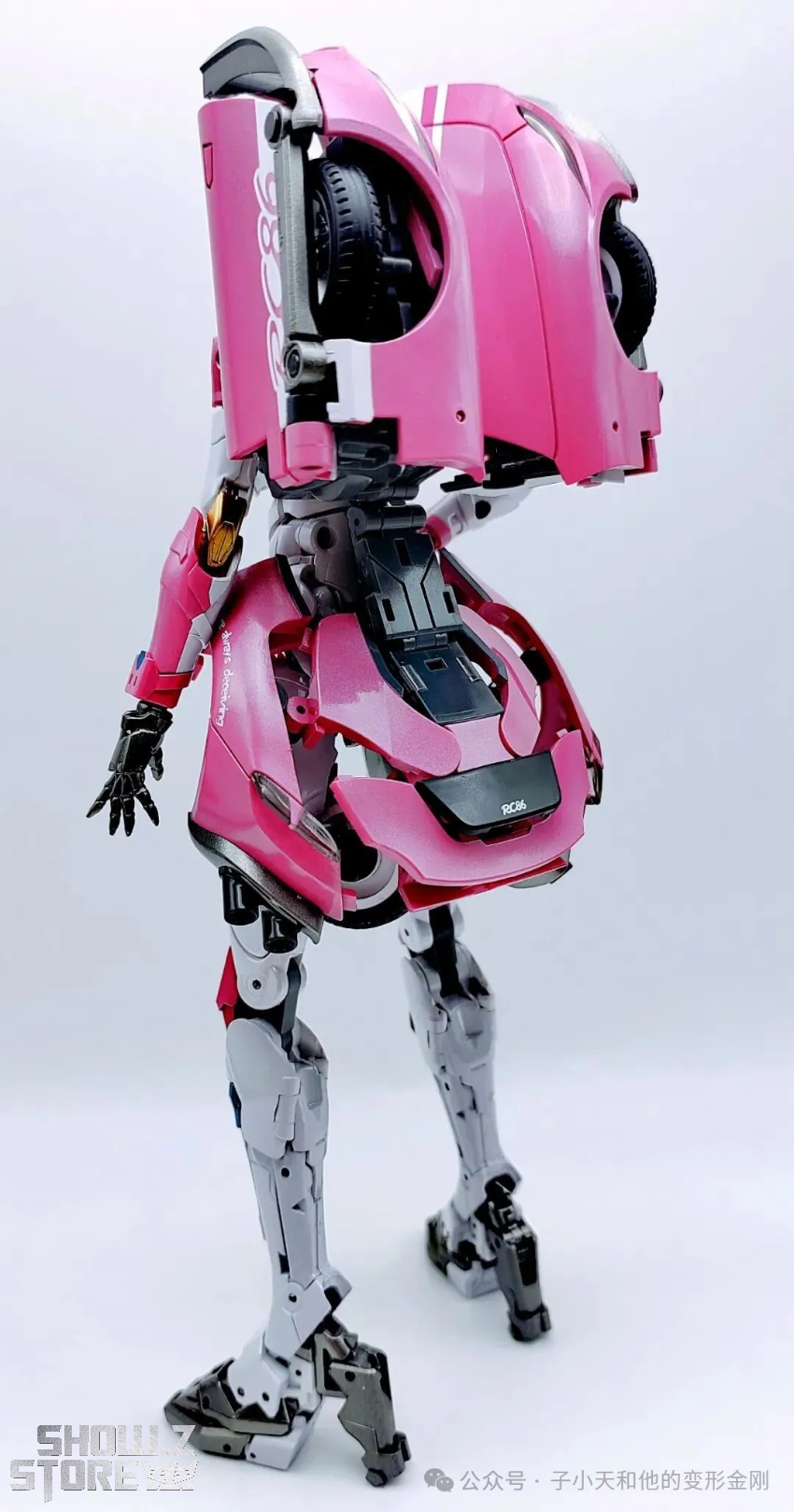 Lucky Cat CG01 Cyber Goddess Venus Arcee - View 1 Lucky Cat CG01 Cyber Goddess Venus Arcee - View 1