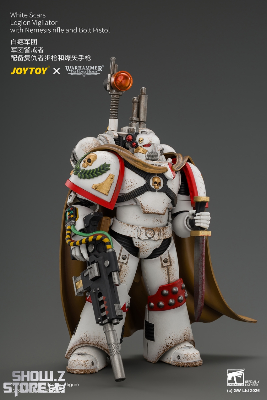 JoyToy JT04926 1/18 Warhammer The Horus Heresy White Scars Legion Vigilator with Nemesis rifle and Bolt Pistol - View 2 JoyToy JT04926 1/18 Warhammer The Horus Heresy White Scars Legion Vigilator with Nemesis rifle and Bolt Pistol - View 2