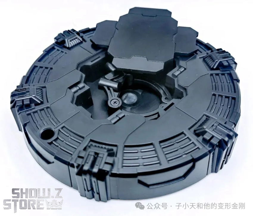 Lucky Cat CG01 Cyber Goddess Venus Arcee - View 1 Lucky Cat CG01 Cyber Goddess Venus Arcee - View 1
