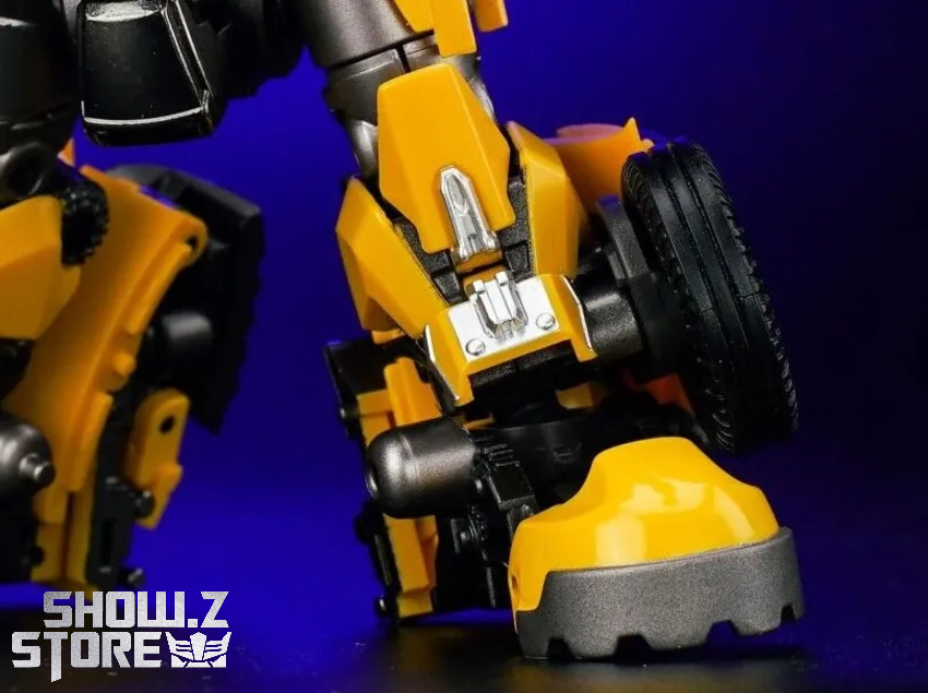 Machinecat Toys MCT-01 Off-Road Pioneer Bumblebee - View 3 Machinecat Toys MCT-01 Off-Road Pioneer Bumblebee - View 3