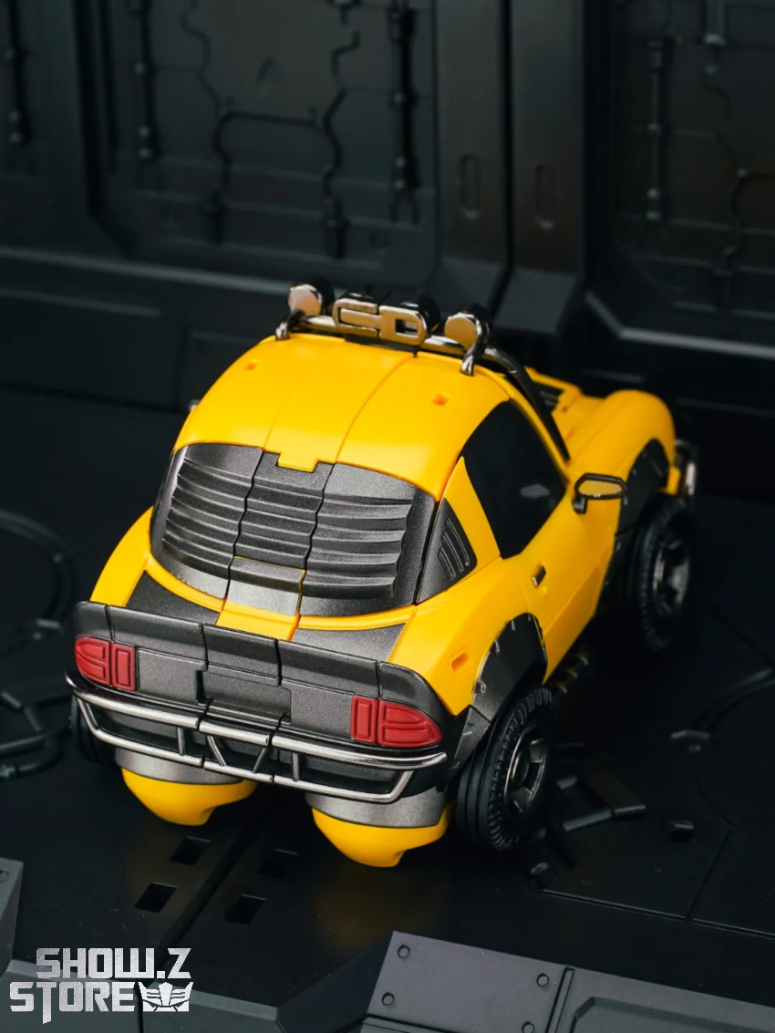 Machinecat Toys MCT-01 Off-Road Pioneer Bumblebee - View 3 Machinecat Toys MCT-01 Off-Road Pioneer Bumblebee - View 3