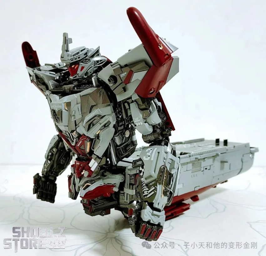 Tiga Toys YH01 Yuhai Series Type 075 Amphibious Assault Ship Tianshu - View 1 Tiga Toys YH01 Yuhai Series Type 075 Amphibious Assault Ship Tianshu - View 1