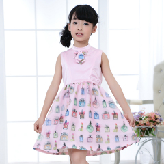 fashion sleeveless model dress