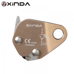 XINDA Professional Outdoor Climbing Auto-Locking Carabiner Anti Fall Protective Capture Rope Gear