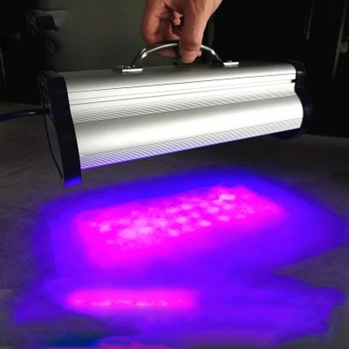 Lampe UV refroidie par air, LED ultraviolette haute intensité, 395 nm, 405 nm, sans ombre, auto-adhésive Lampe UV refroidie par air, LED ultraviolette haute intensité, 395 nm, 405 nm, sans ombre, auto-adhésive
