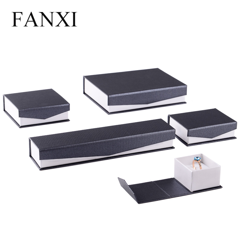 FANXI Wholesale Custom Gray And White Cardboard Gift Boxes For Ring Necklace And Bracelet Packaging With magnet Foldable Magnetic Jewelry Paper Box