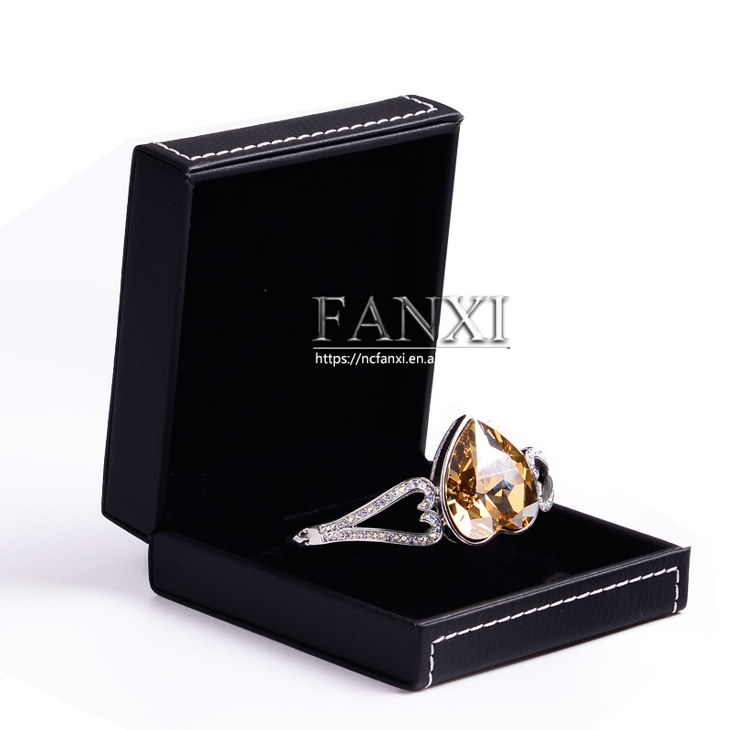 FANXI Custom Logo Plastic Packaging Boxes With Velvet Insert And White Sewing For Ring Double Ring Necklace Bracelet Black PU Leather Jewellery Box