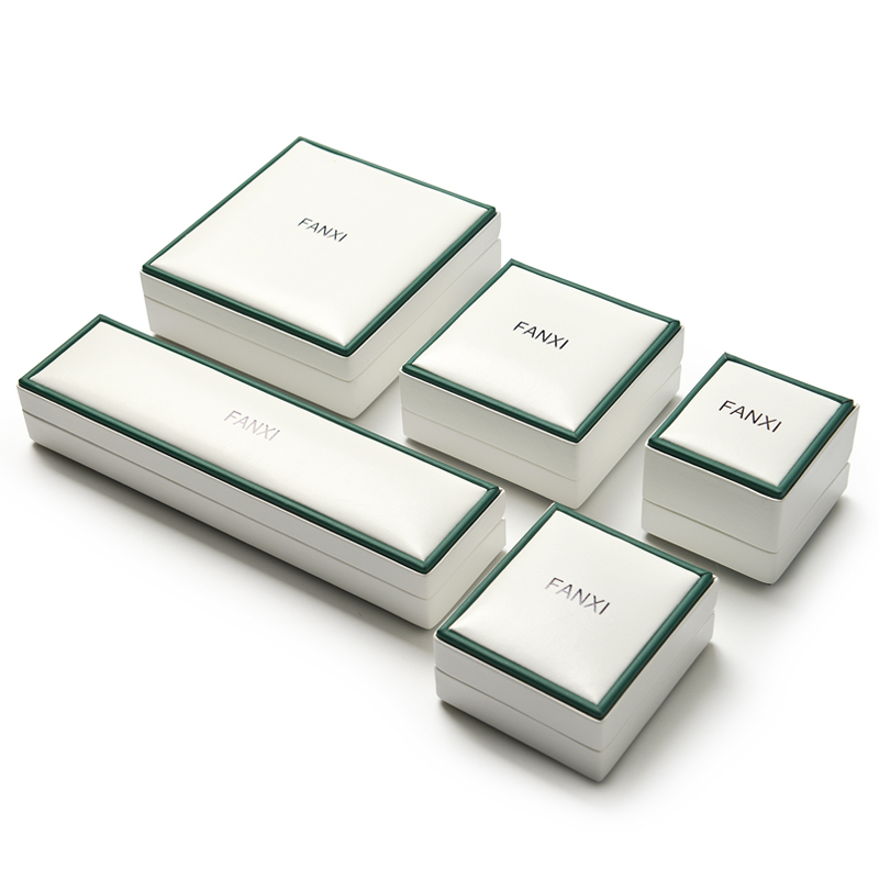 FANXI Wholesale White And Green PU Leather Gift Boxes With Velvet Insert For Ring Necklace Bangle Bracelet Packaging Jewelry Box Custom Logo