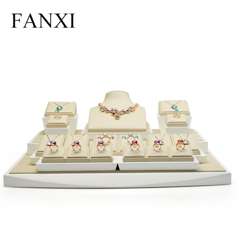 FANXI Custom Resin Jewellery Exhibitor Organizer With White Lacquer Base And For Ring Necklace Earrings Pendant Showcase PU Leather Jewelry Display