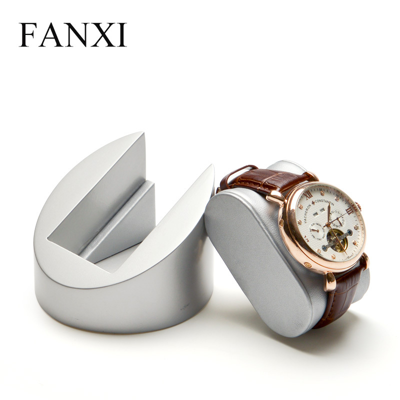 FANXI Custom Resin Jewelry EXhibitor Organizer With PU Leather Pillow For Bangle Bracelet Silver Lacquer Watch display