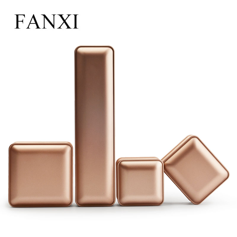 FANXI Custom Jewellery Storage Box With Black Velvet Insert For Ring Earrings Necklace Bracelet Packaging Rose Gold leather Led Jewelry Box