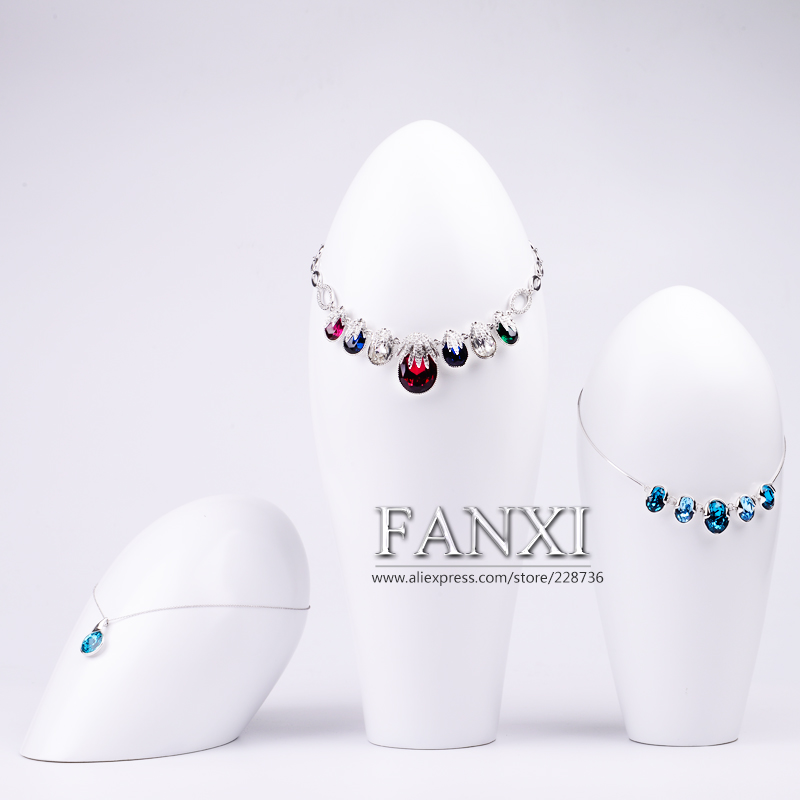 FANXI Artistic Balloon Shape Shop Decoration Necklace Jewelry Display Holder White Lacquer Resin Necklace Stand