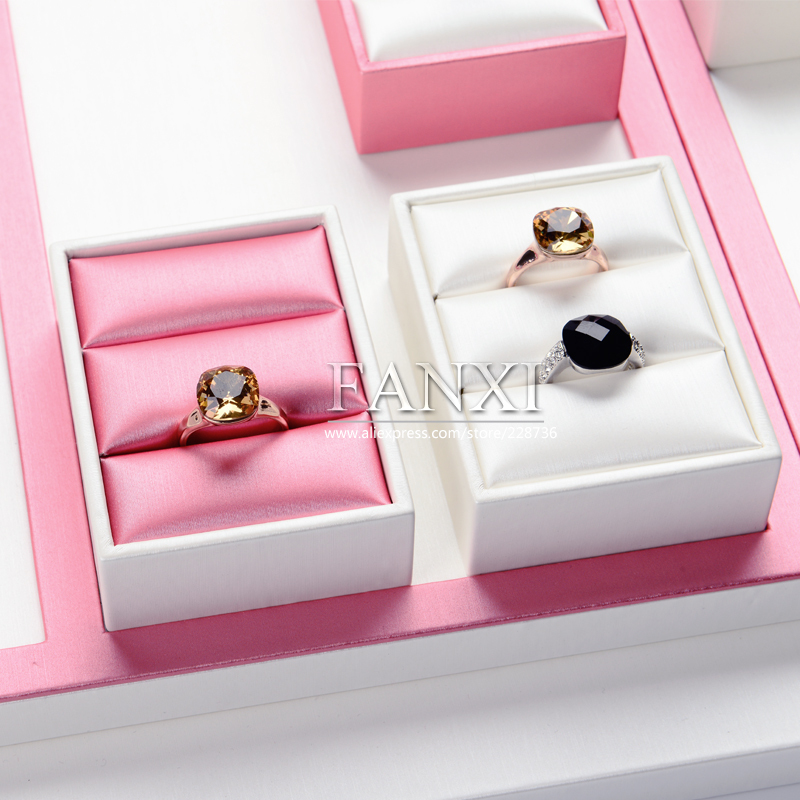 FANXI Elegant Rose Red Color PU Leather Jewelry Display Set For Rings Counter Exhibition