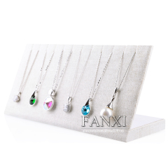 FANXI Custom Wood With Beige Linen Jewelry Display Holder For 6 Necklaces Linen Necklace Display