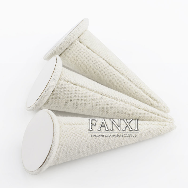 FANXI Custom Logo Material Color Creamy White Linen Finger Shape Ring Display holder