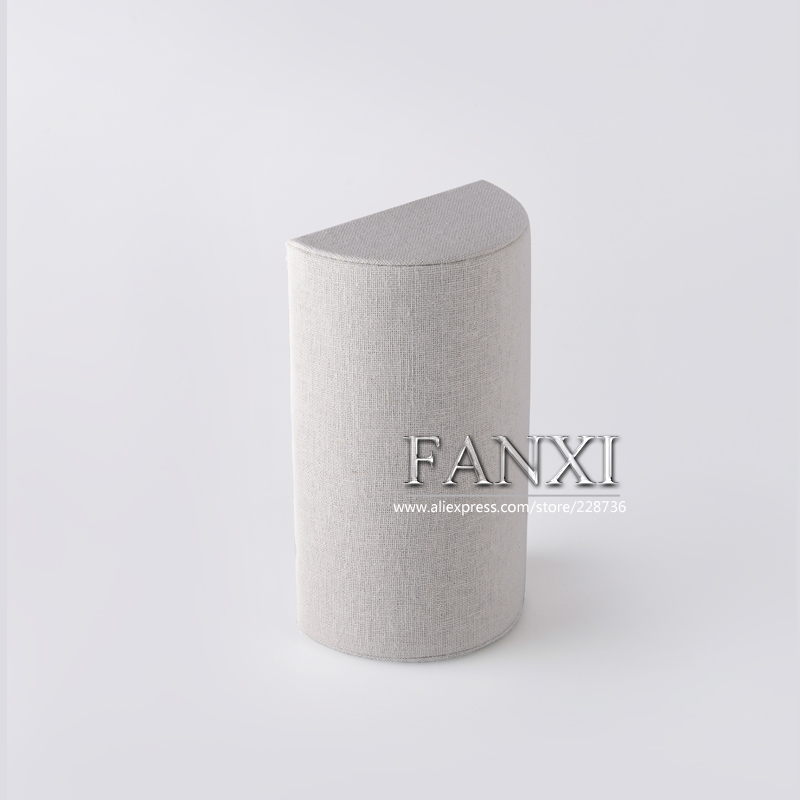 FANXI Free Style Semicircle Shape Linen Necklace Pendant Display Stand For Jewelry Counter Exhibitor