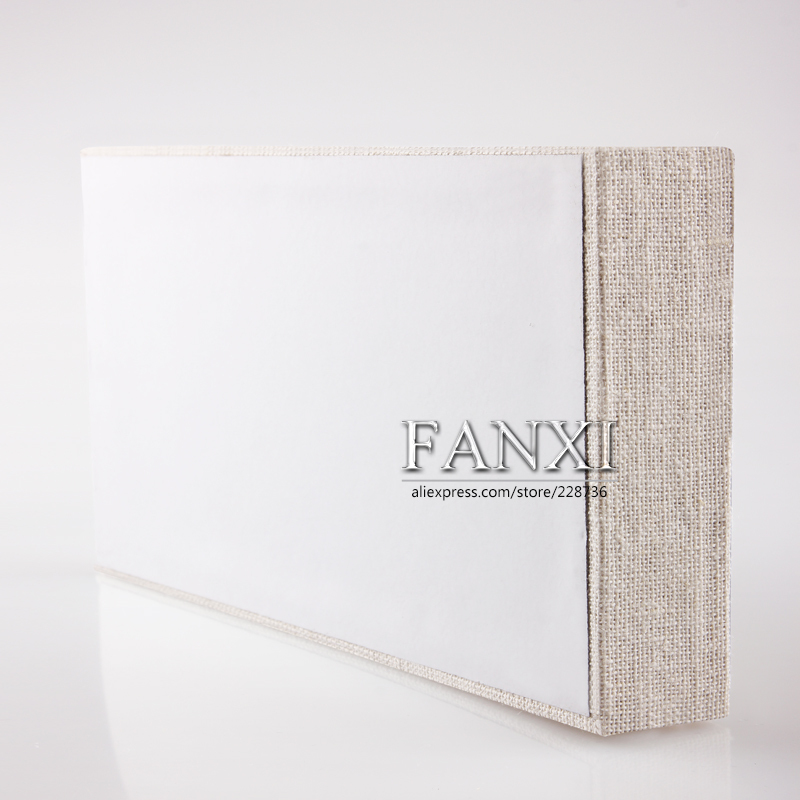 FANXI Custom Wood Jewelry Display Organizer For Ring And Necklace Beige Linen Jewelry Set Tray