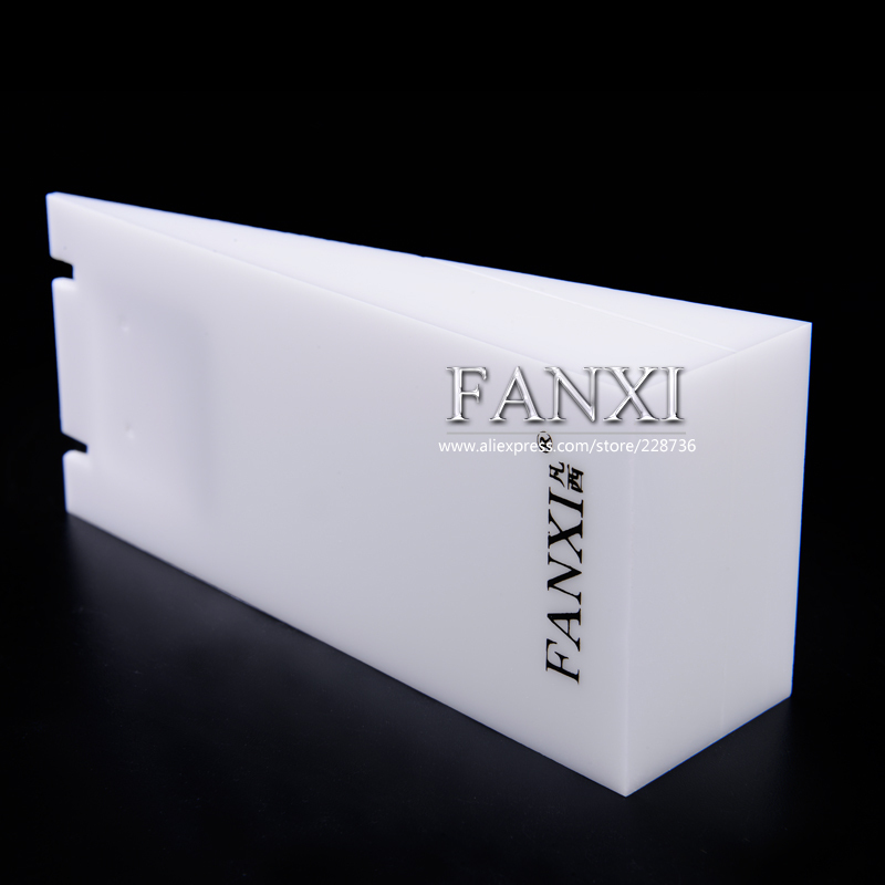 FANXI Custom Logo Necklace Pendant Presenting Holder Pendant Necklace Thin White Acrylic Display Stand