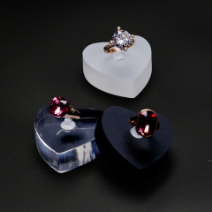 FANXI Factory New Acrylic Heart-shaped Single Ring Holder Black White Transparent Diamond Ring Holder Jewelry