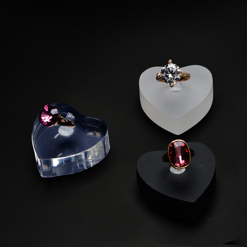 FANXI Factory New Acrylic Heart-shaped Single Ring Holder Black White Transparent Diamond Ring Holder Jewelry