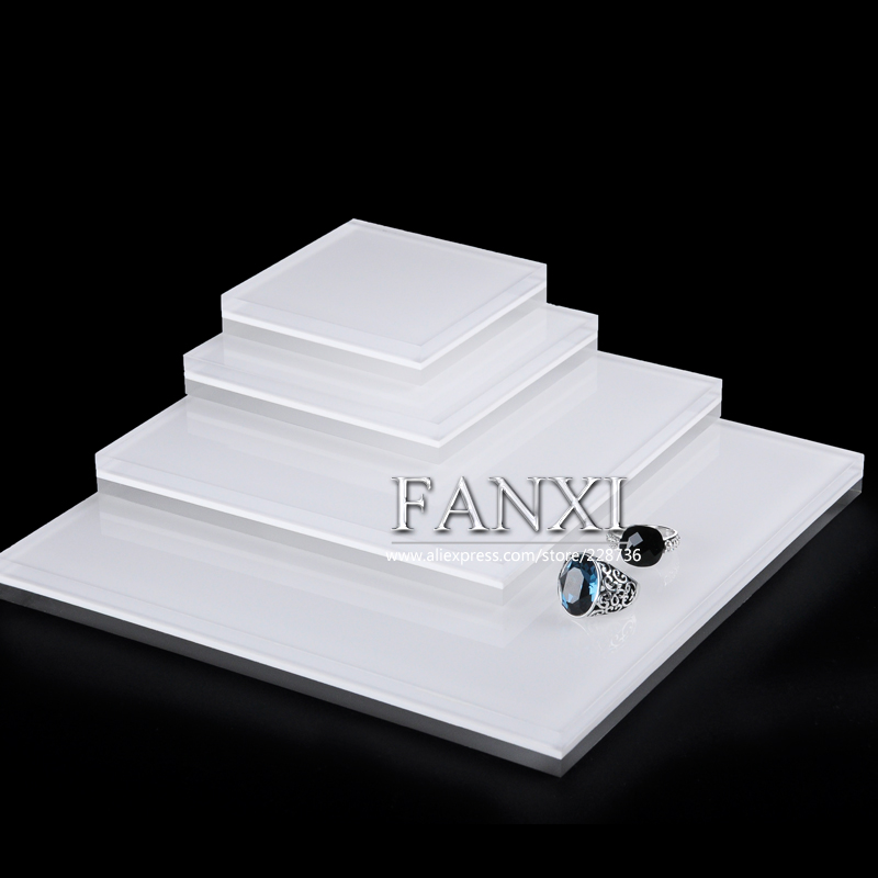 FANXI Professional Custom Logo Jewelry Ring Bracelet Necklace Display Stands Set Clear Board White Acrylic Floor Display Stand