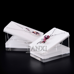 FANXI wholesale custom white acrylic jewelry display pendant holders