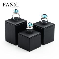 FANXI Wholesale Custom Exquisite Ring Holder Stand Set Black PU Leather Jewelry Display Prop Wedding Ring Holder