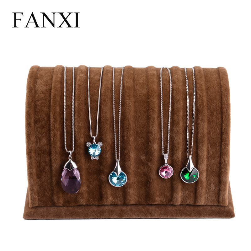 FANXI Custom Wood Jewelry Exhibitor Holder With Hooks For Pendant Brown And Gray Ice Velvet Necklace Display Stand