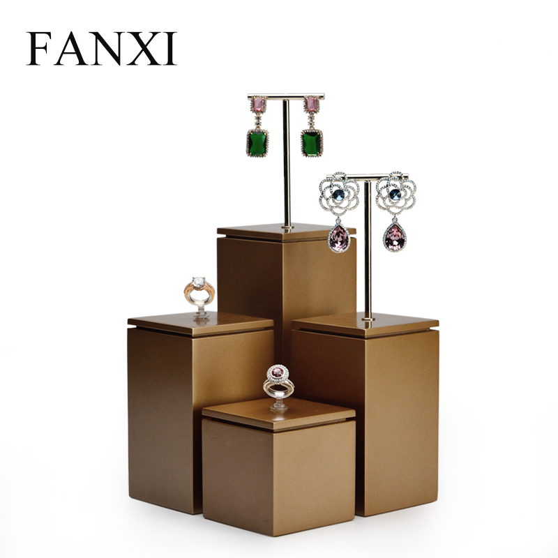 FANXI Wholesale Custom New Arrival Original Design Jewelry Display Set Ring Display Stand Earring Display Stand Wood Jewelry Display