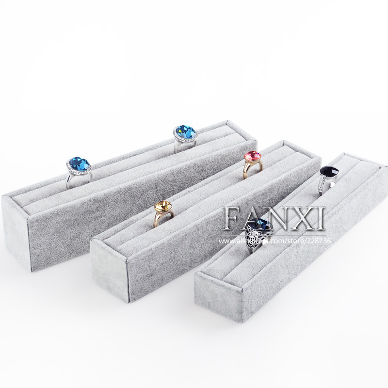 FANXI Manufacturer China Custom Rectangle Finger Ring Holder Gray Velvet Jewelry Display For Ring