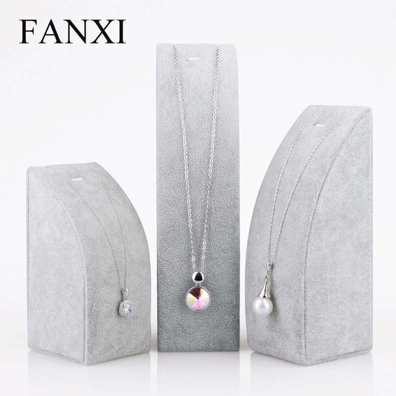 FANXI factory custom logo black velvet necklace display stand