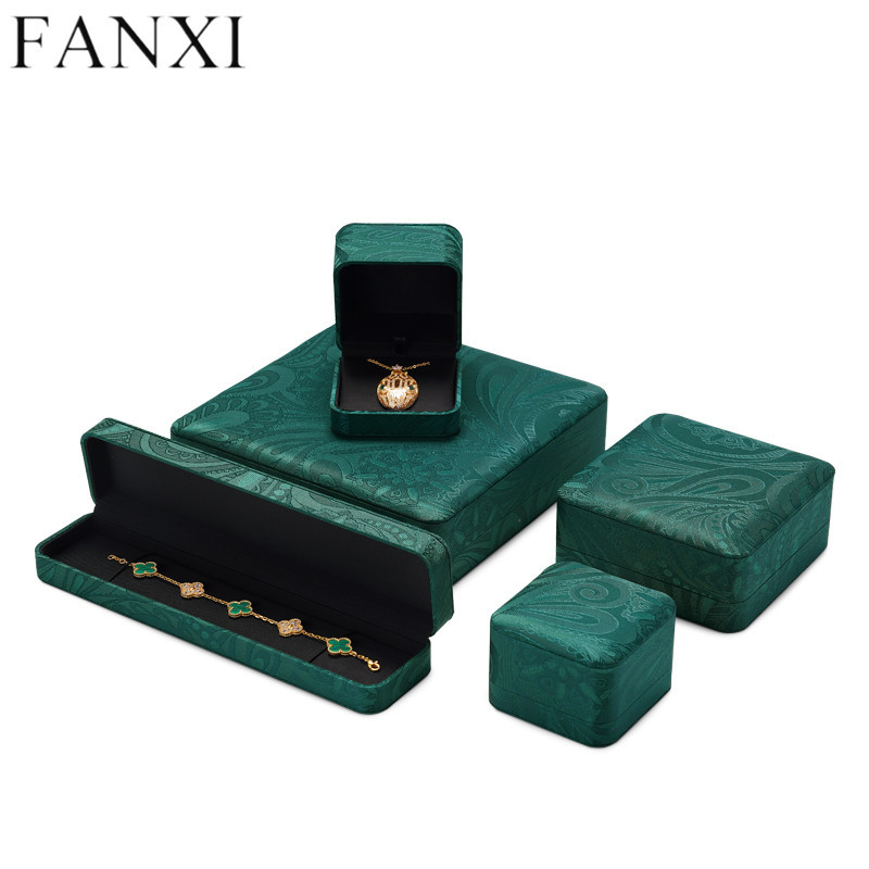 Emerald green silk jewellery packaging box