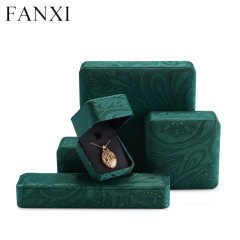 Emerald green silk jewellery packaging box