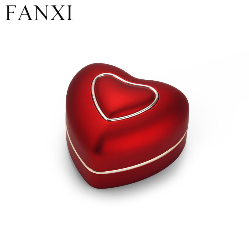 Red heart design jewelry packaging box for ring