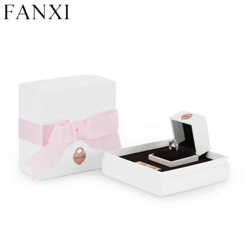 Luxury jewelry box with outer packing box