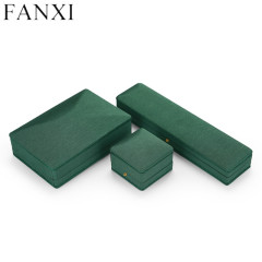 Green silk cloth jewelry packaging box with flannelette inside