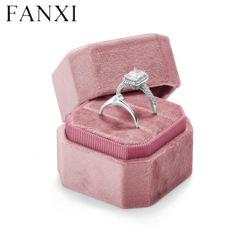 Pink flannelette velvet double ring packaging box