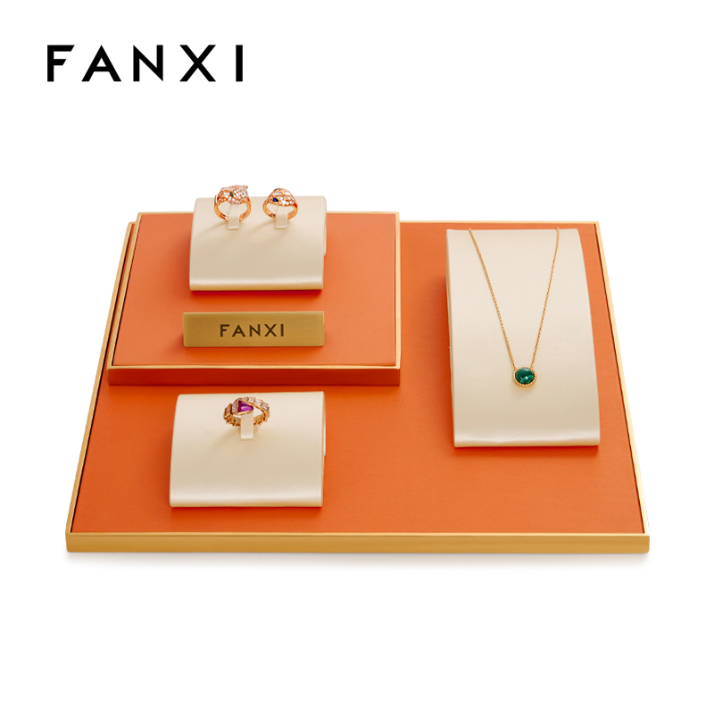 FANXI new arrival luxury metal frame jewelry display set with pu leather