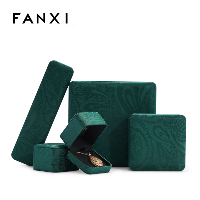 Emerald green silk jewellery packaging box