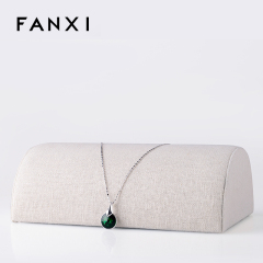 FANXI Free Style Semicircle Shape Linen Necklace Pendant Display Stand For Jewelry Counter Exhibitor