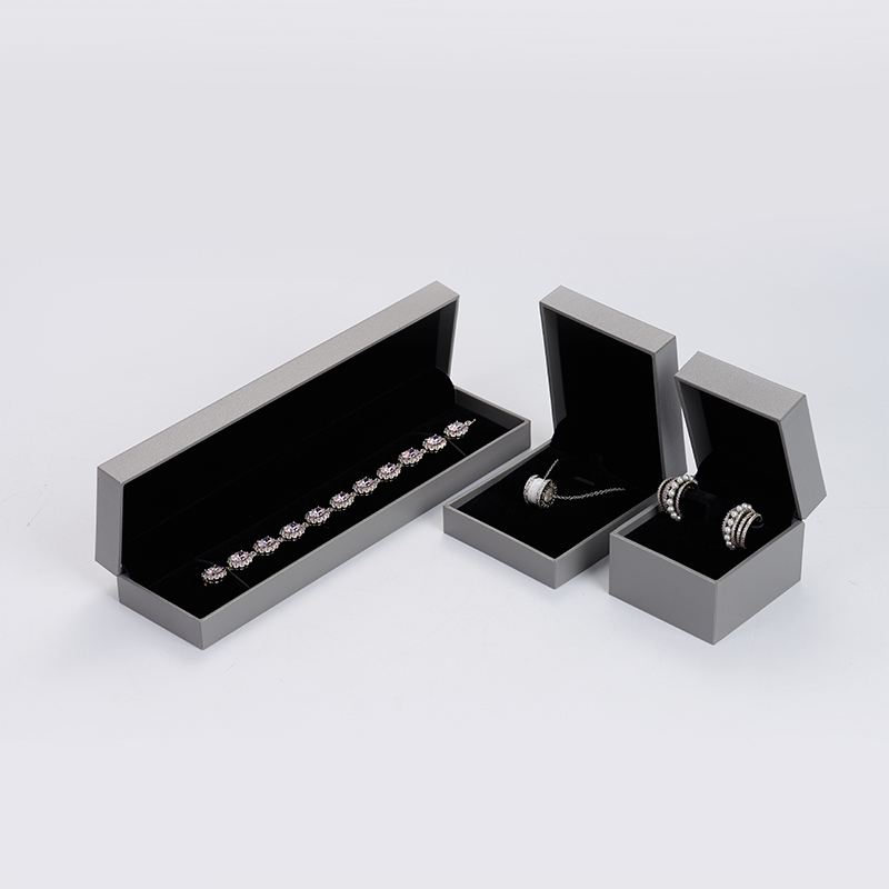 FANXI custom logo & colour leatherette jewelry packaging box