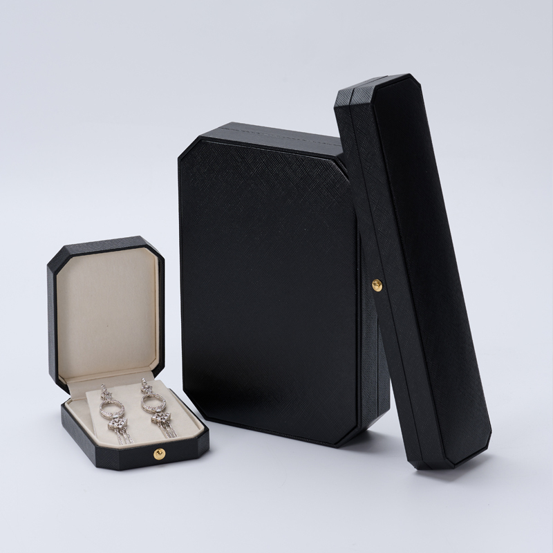 FANXI factory customize logo colour black jewelry box with microfiber inside