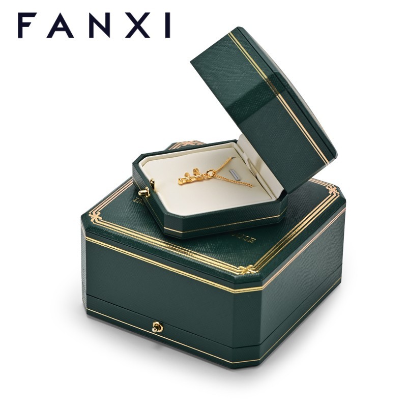 big jewelry box_the jewelry box_luxury jewelry box