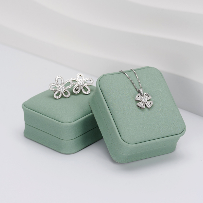 jewelry subscription box_girls jewelry box_big jewelry box