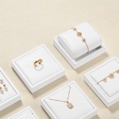 FANXI custom colour white leather jewelry display set