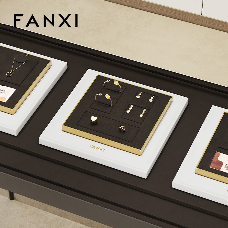 FANXI wholesale Brown Paint and metal jewelry display